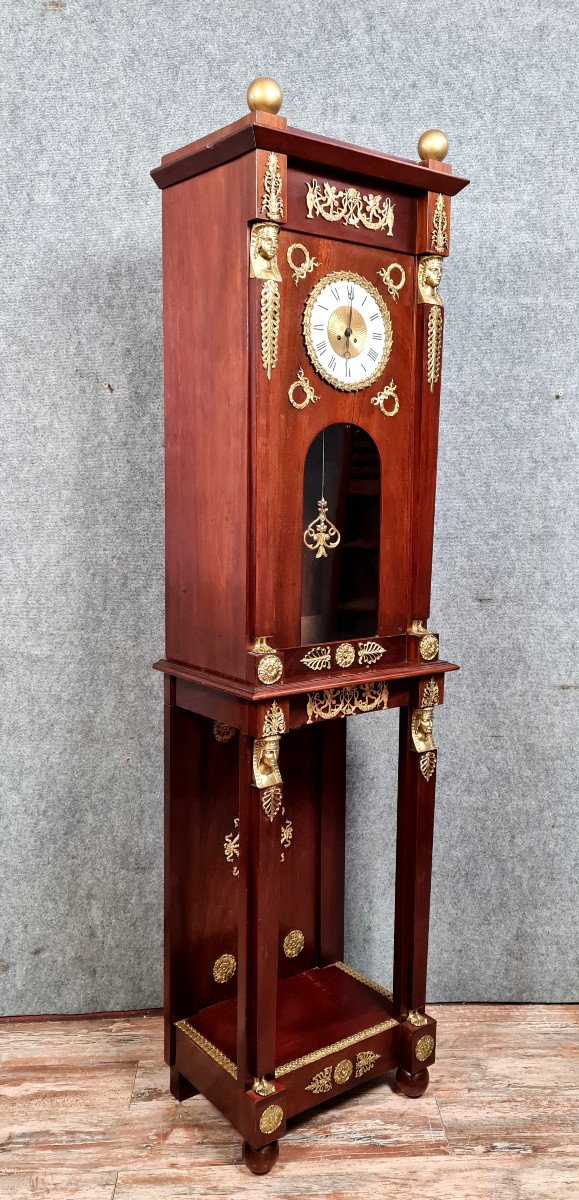 horloge régulateur de parquet style Empire en acajou vers 1880