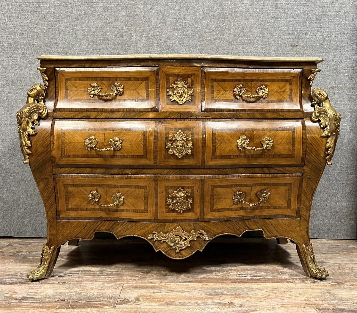 Commode tombeau style Louis XV en bois de violette et bois de rose époque début XXeme