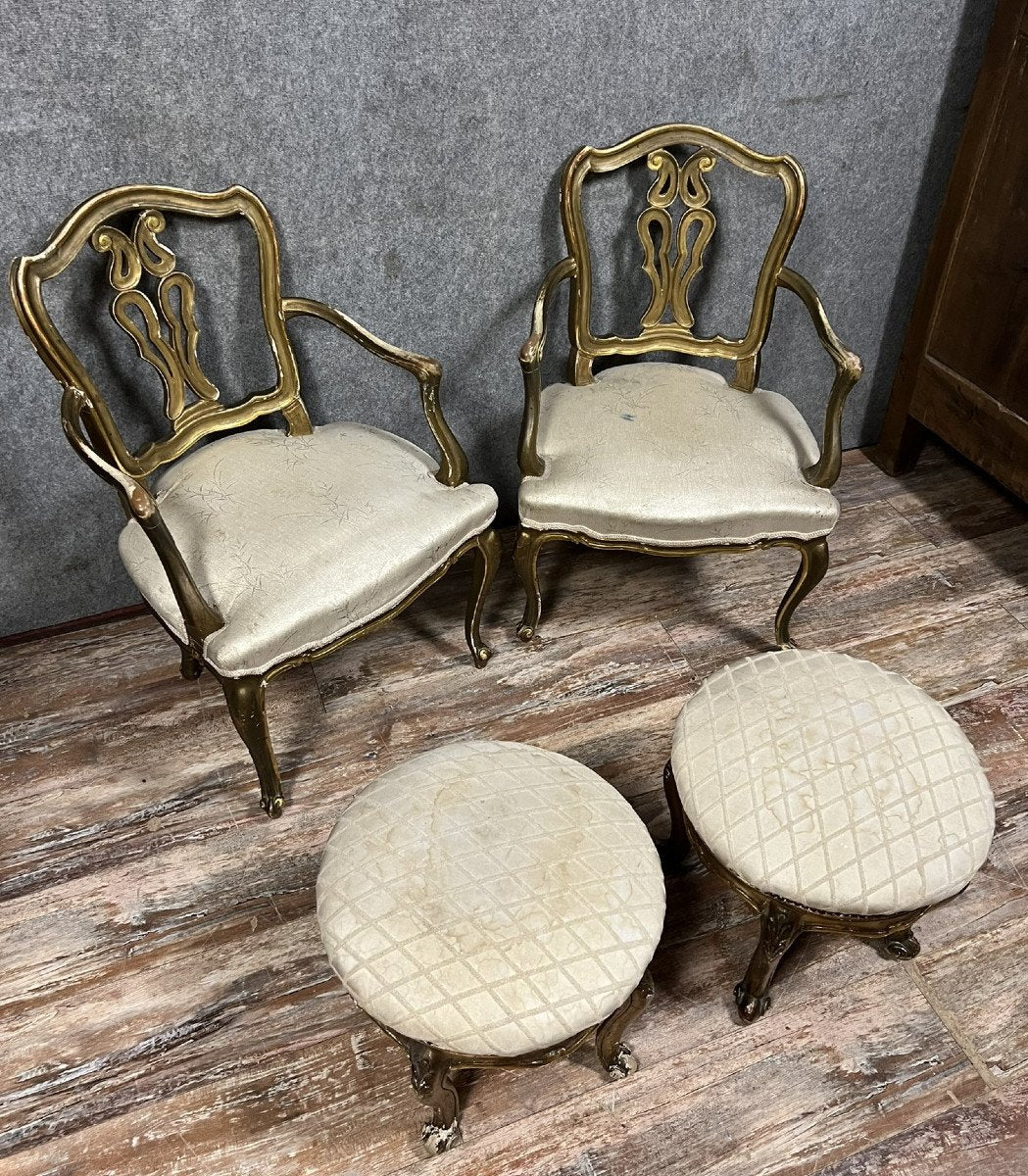 paire de fauteuils + poufs Style Louis XV Vénitiens en bois doré vers 1900
