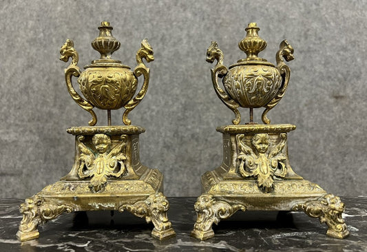 Paire de bases de bougeoirs en cassolettes style Renaissance en bronze doré époque XIXeme