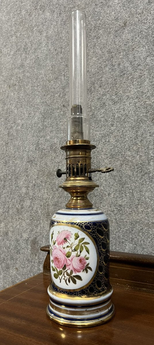 lampe en porcelaine de Bayeux à décor de fleurs époque Napoléon III vers 1880