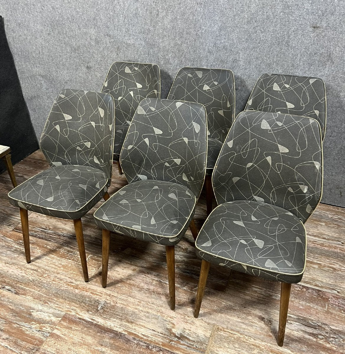D'après Oswald Haerdtl : série de six chaises design 60's