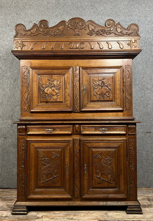 buffet Montbéliard a 4 volets style Renaissance en chêne massif vers 1850