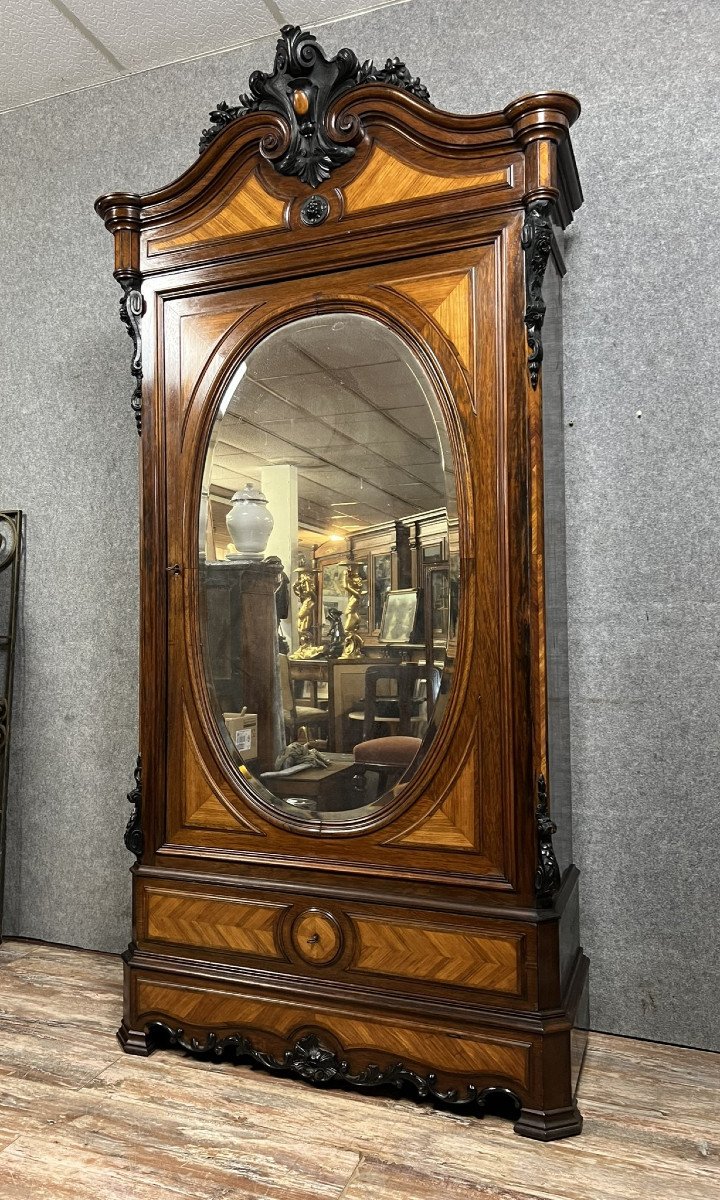 armoire époque Napoléon III en bois de rose, palissandre et bois noirci vers 1850